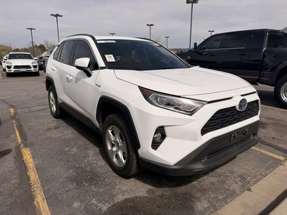 Used 2021 Toyota RAV4 XLE w/ Convenience Package
