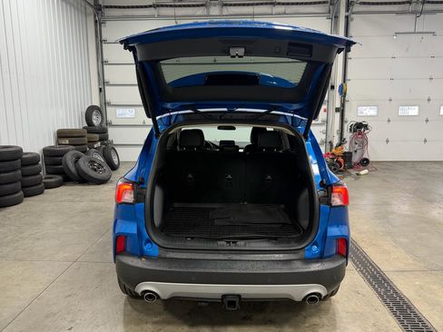 Used 2020 Ford Escape SEL image 23