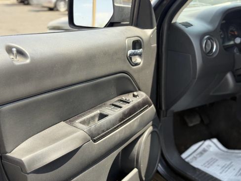 Used 2015 Jeep Patriot Sport w/ Power Value Group image 9
