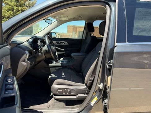 Used 2020 Chevrolet Traverse LT AWD/4WD image 11
