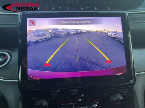 Used 2021 Jeep Grand Cherokee L Limited image 46