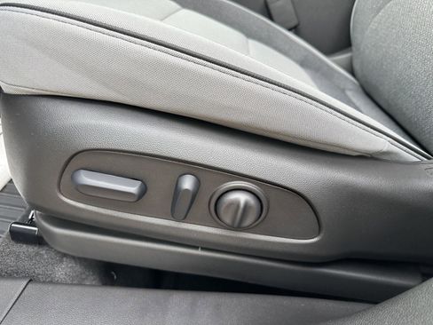 New 2026 Chevrolet TrailBlazer LT w/ Convenience Package image 9