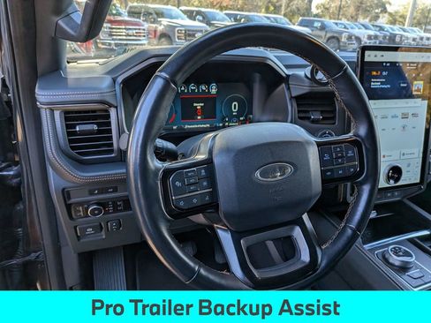 Used 2023 Ford Expedition Max Platinum image 15