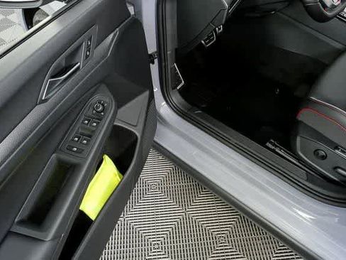 New 2026 Volkswagen GTI SE image 8