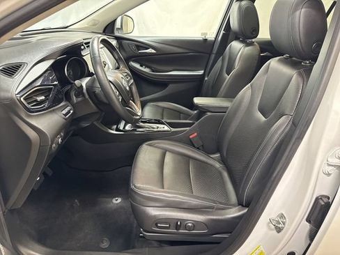 Certified 2022 Buick Encore GX Essence w/ Advanced Technology Package AWD/4WD image 10