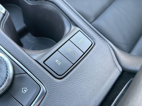 Certified 2024 Cadillac XT4 Premium Luxury FWD image 15