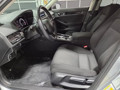 Used 2023 Honda Civic EX image 5