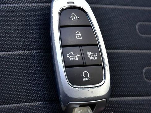 Used 2022 Hyundai Santa Cruz SEL Premium image 28