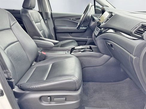 Used 2019 Honda Pilot Touring image 27