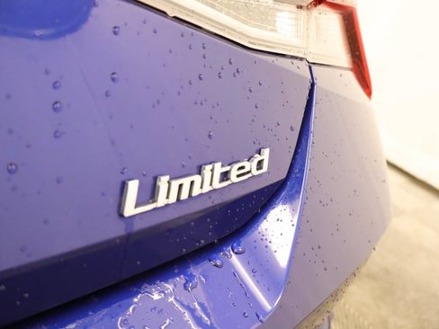 Used 2022 Hyundai Elantra Limited FWD image 20