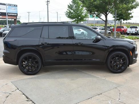 New 2026 Chevrolet Traverse RS w/ LPO, Floor Liner Package FWD image 4