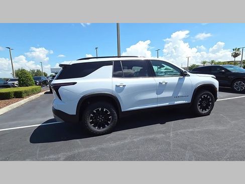 New 2026 Chevrolet Traverse Z71 w/ Driver Confidence Package AWD/4WD image 19