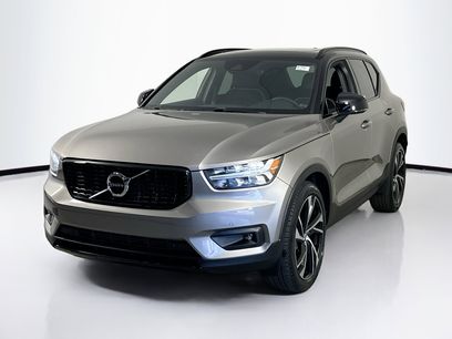 Used 2022 Volvo XC40 T5 R-Design w/ Protection Package Premier