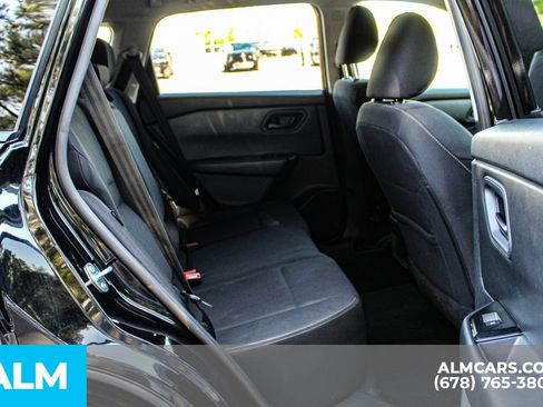 Used 2024 Nissan Rogue S FWD image 17