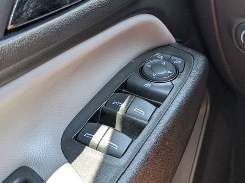 Used 2024 Chevrolet Equinox LS FWD image 26