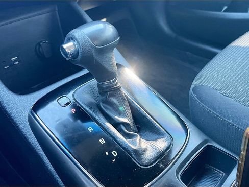 Used 2017 Kia Forte LX FWD image 15