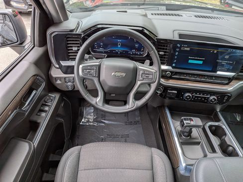 Used 2024 Chevrolet Silverado 1500 RST w/ Convenience Package II image 17