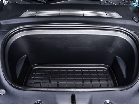 Used 2022 Tesla Model Y Performance image 11