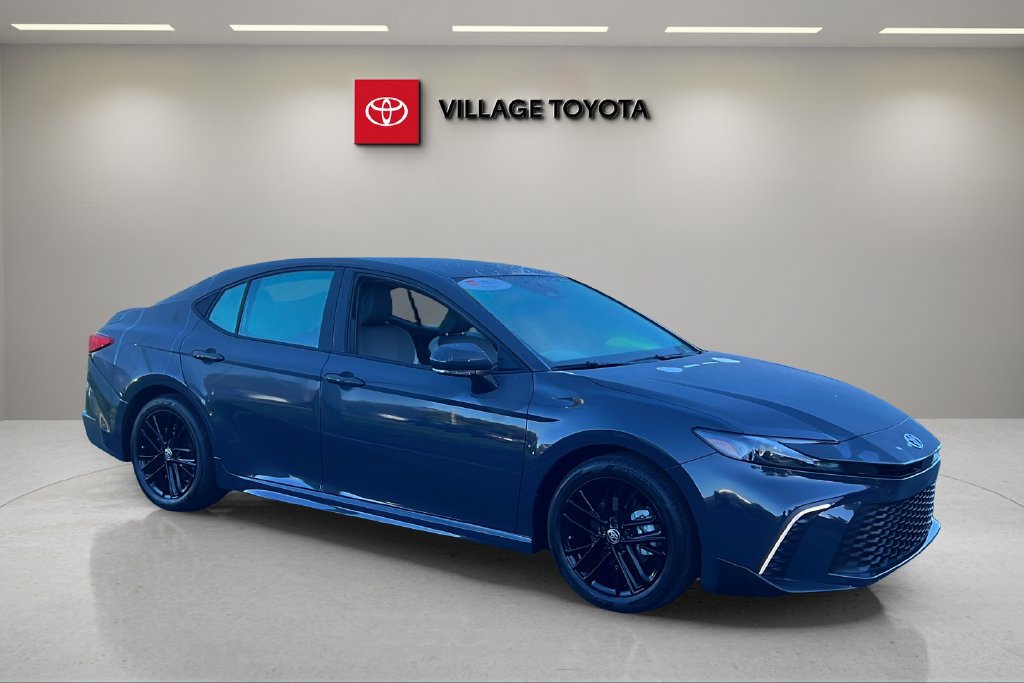 Certified 2026 Toyota Camry SE FWD image 7