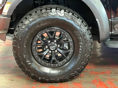 Used 2023 Ford F150 Raptor w/ Raptor 37 Performance Package AWD/4WD image 34