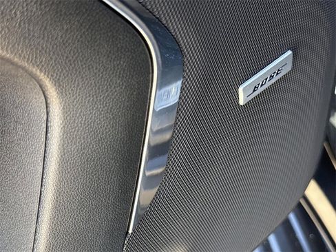 Used 2024 Chevrolet Suburban LT image 22