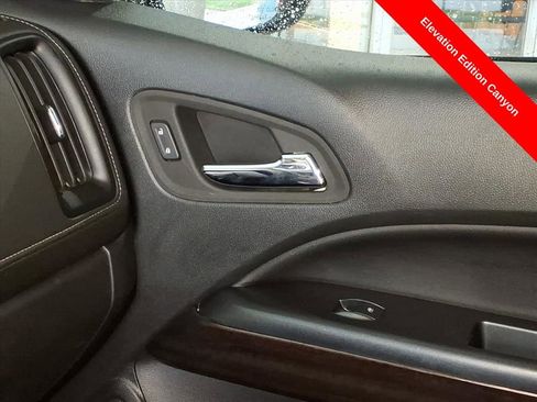 Used 2022 GMC Canyon Elevation image 23