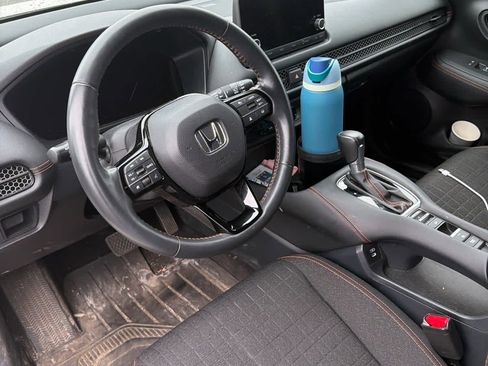 Used 2024 Honda HR-V Sport image 10