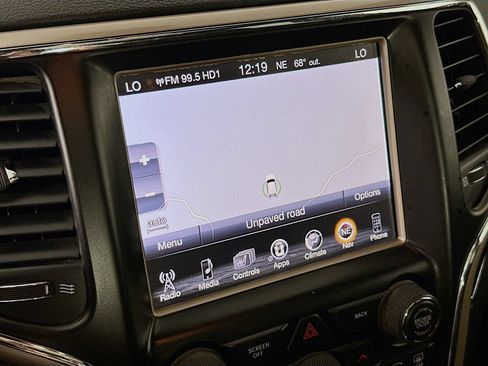 Used 2017 Jeep Grand Cherokee Limited w/ Luxury Group II AWD/4WD image 14