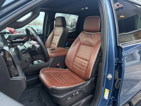 Used 2025 GMC Sierra 1500 Denali Ultimate image 14