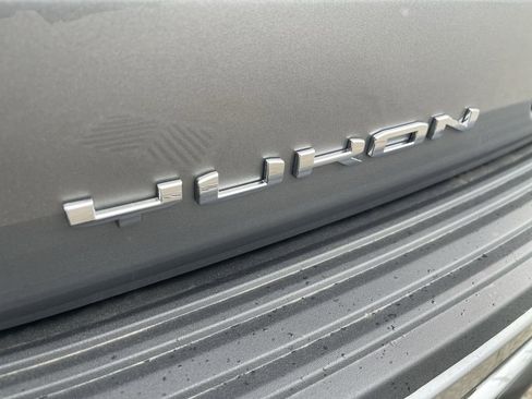 New 2026 GMC Yukon XL Elevation w/ Elevation Premium Package image 33