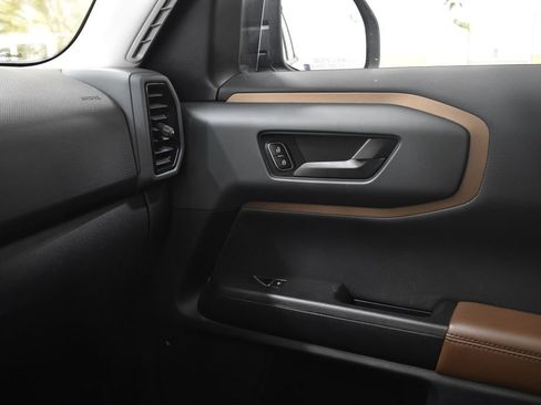 Used 2022 Ford Bronco Sport Outer Banks image 31