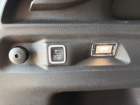 New 2025 Jeep Grand Cherokee L Limited w/ Trailer Tow Package image 42