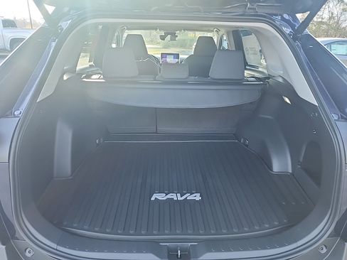 New 2025 Toyota RAV4 XLE w/ Convenience Package FWD image 39