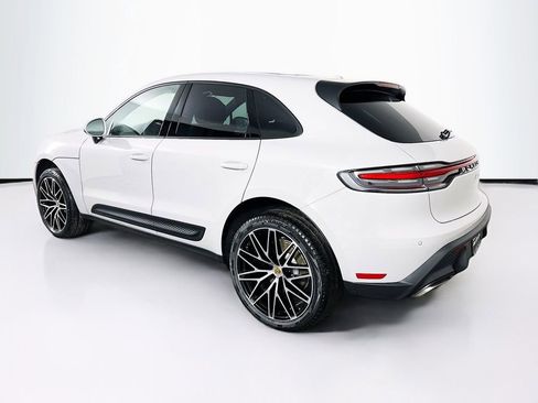 New 2026 Porsche Macan Base image 3