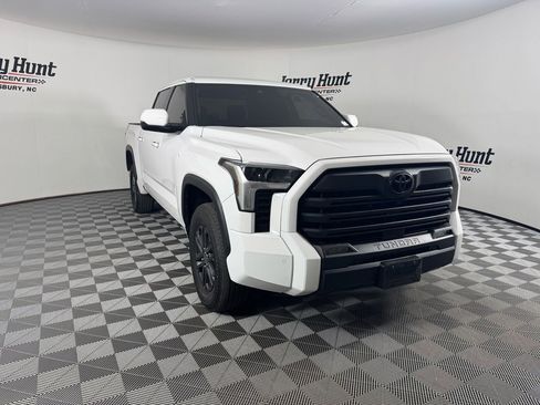 Used 2024 Toyota Tundra SR5 w/ SR5 Convenience Package image 7