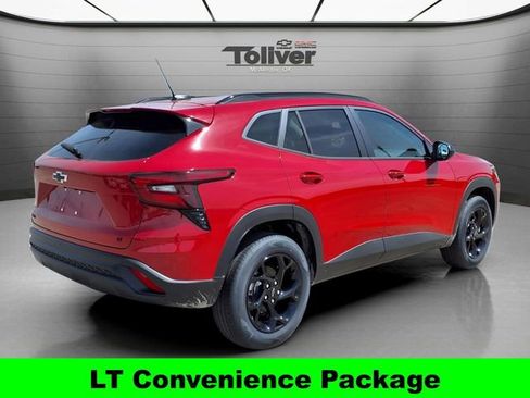 New 2026 Chevrolet Trax LT w/ Driver Confidence Package FWD image 6