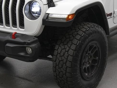 Used 2021 Jeep Gladiator Rubicon AWD/4WD image 5