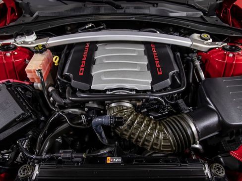 Used 2016 Chevrolet Camaro SS RWD image 48