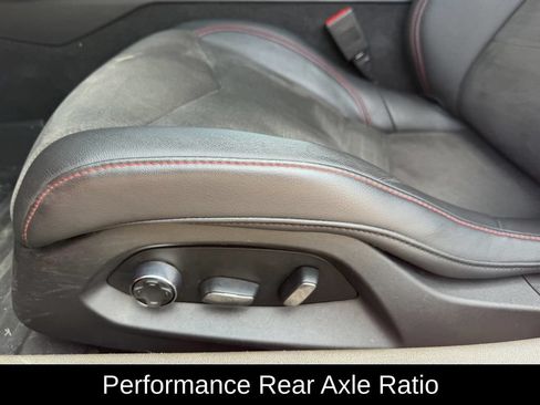 Used 2023 Chevrolet Corvette Stingray Premium Cpe w/ Z51 Performance Package RWD image 43