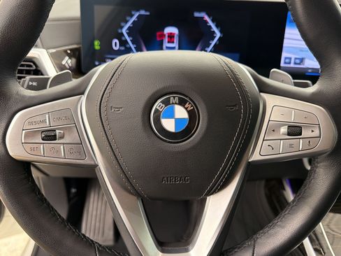 Used 2023 BMW X7 xDrive40i w/ Premium Package AWD/4WD image 11