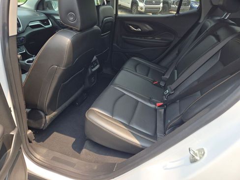 Used 2021 GMC Terrain SLT w/ Elevation Edition image 19