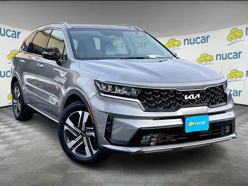 Used 2023 Kia Sorento EX w/ Panoramic Sunroof Package image 1