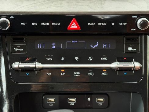 Used 2024 Kia Carnival SX FWD image 20