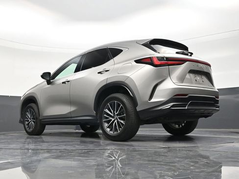 Used 2024 Lexus NX 250 FWD w/ Towing Package (2000 Lbs) image 22
