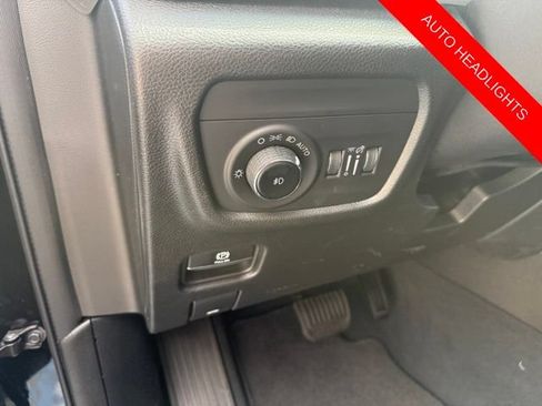 Used 2023 Jeep Grand Cherokee L Limited AWD/4WD image 34