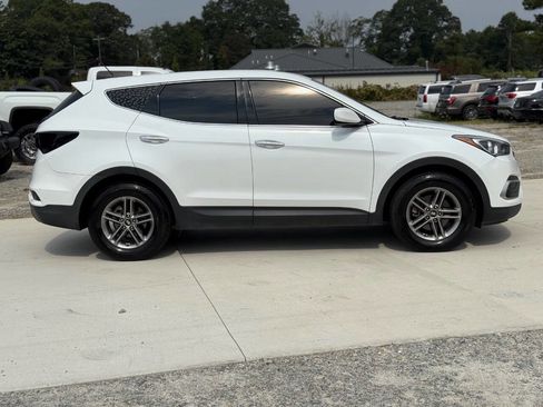 Used 2018 Hyundai Santa Fe Sport image 4