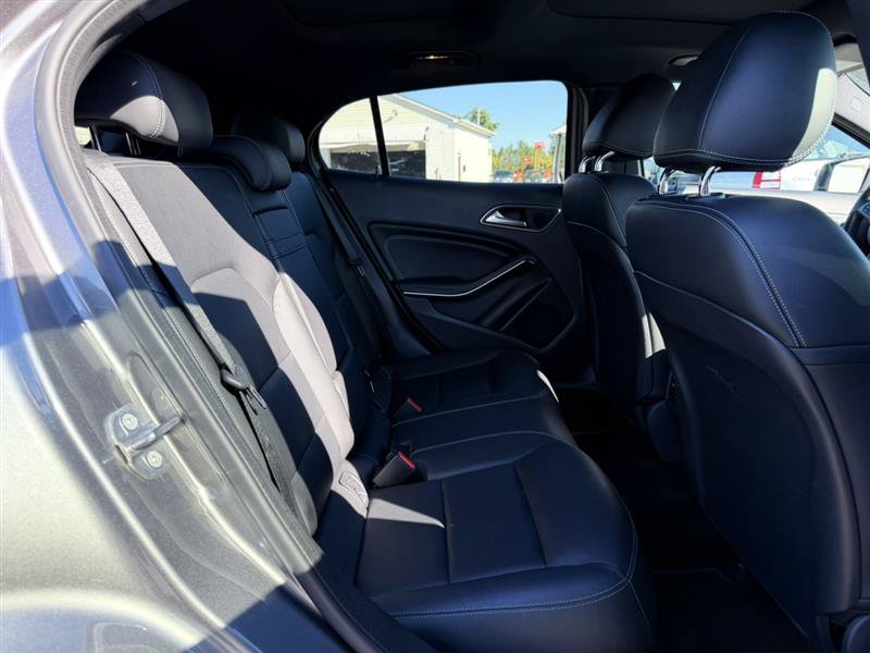 Used 2020 Mercedes-Benz GLA 250 4MATIC image 13