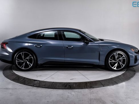 Used 2022 Audi e-tron GT Premium Plus w/ Performance Package image 7