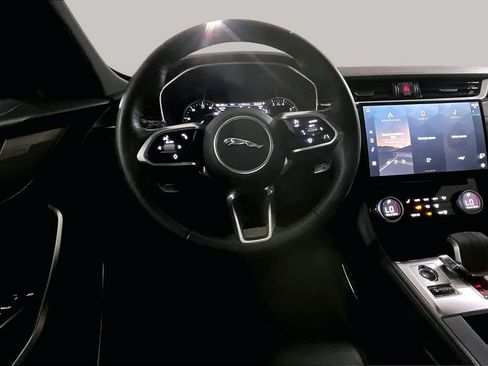 Used 2023 Jaguar F-PACE S AWD/4WD image 5