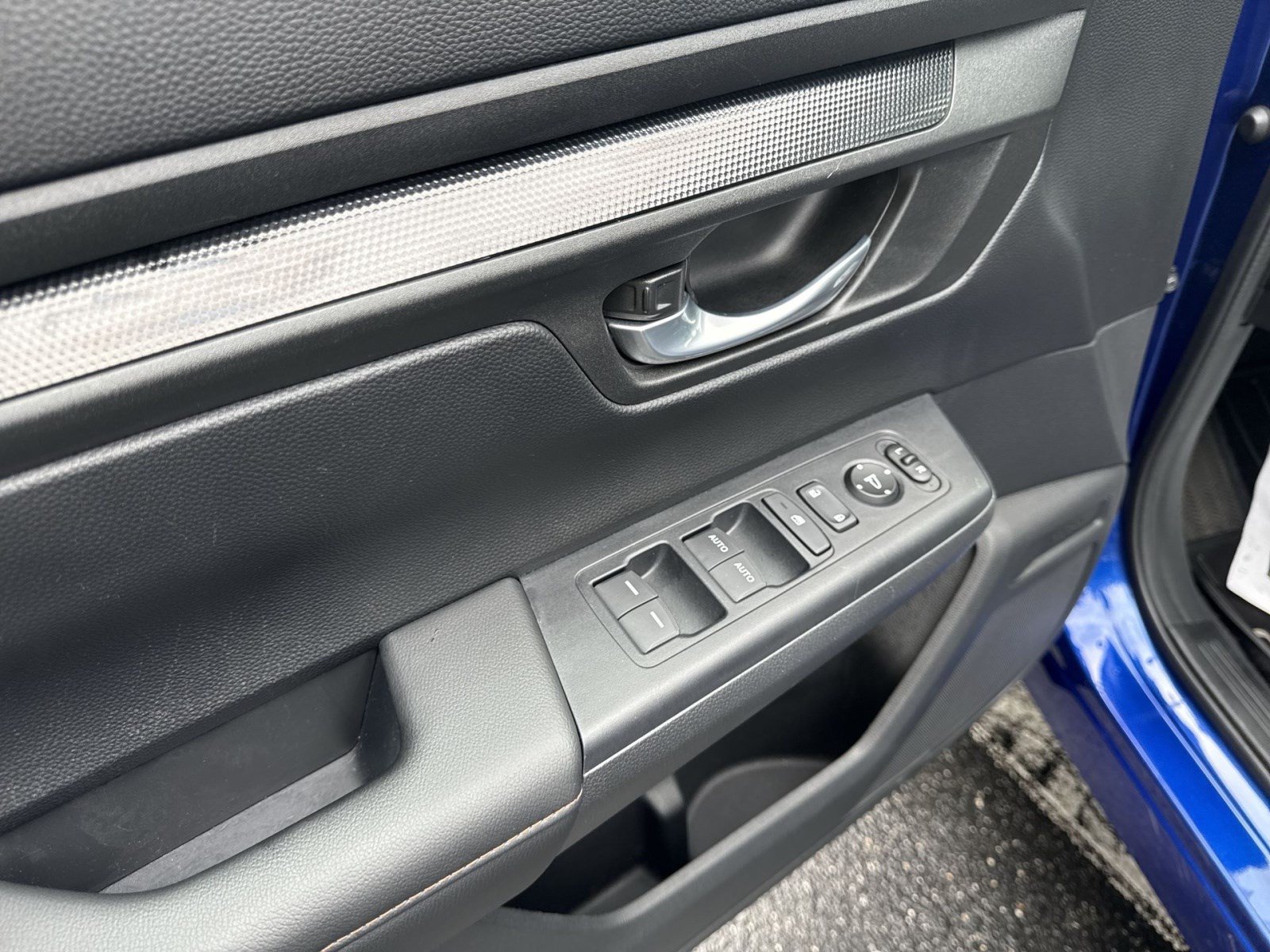 Used 2023 Honda CR-V Sport image 15